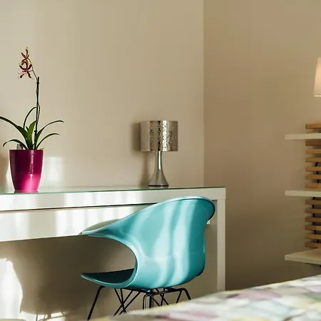 Apartment Sunshine Centre